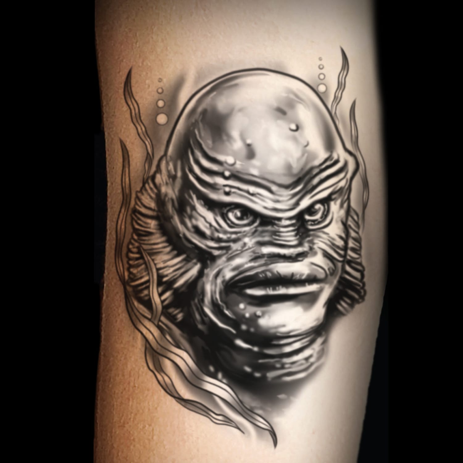 Creature_Universal_Monsters_Tattoo_FX_Arm